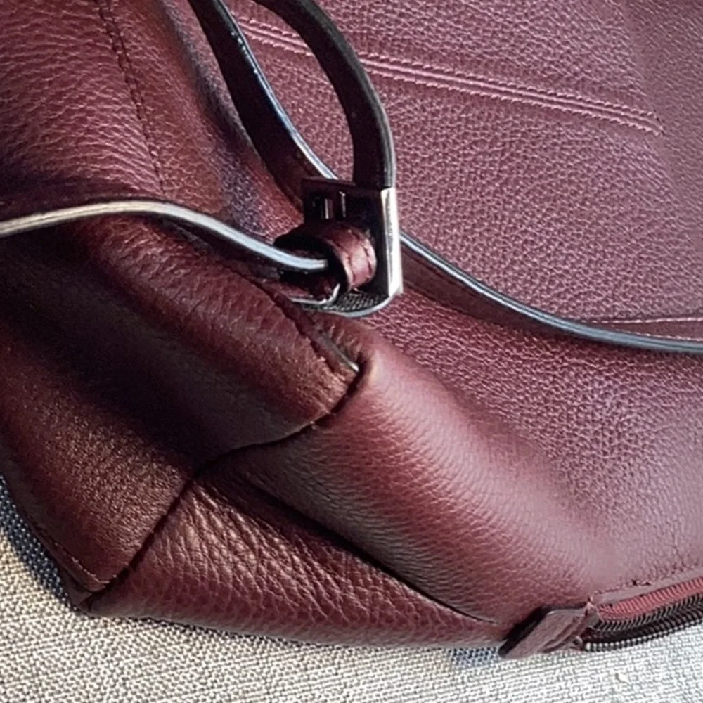 Calvin Klein leather backpack - Picture 13 of 16